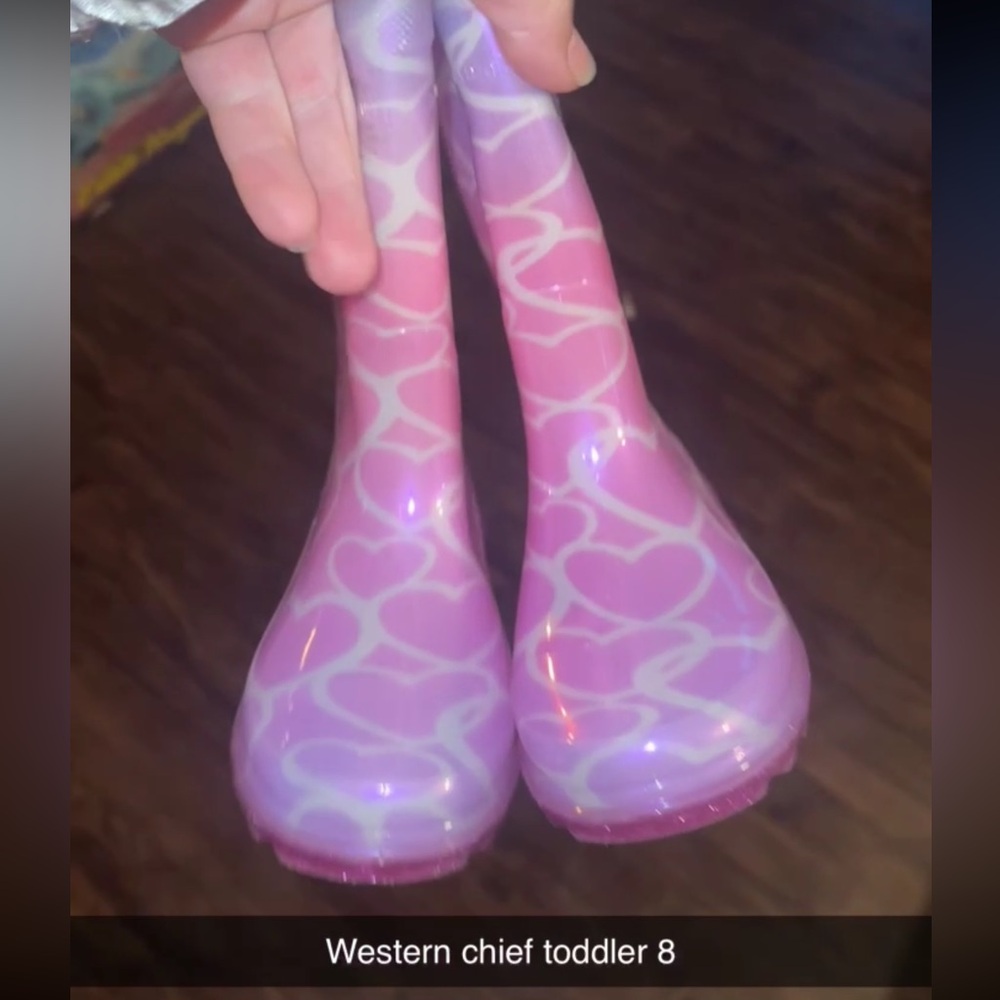Pink Heart Pattern Rain Boots